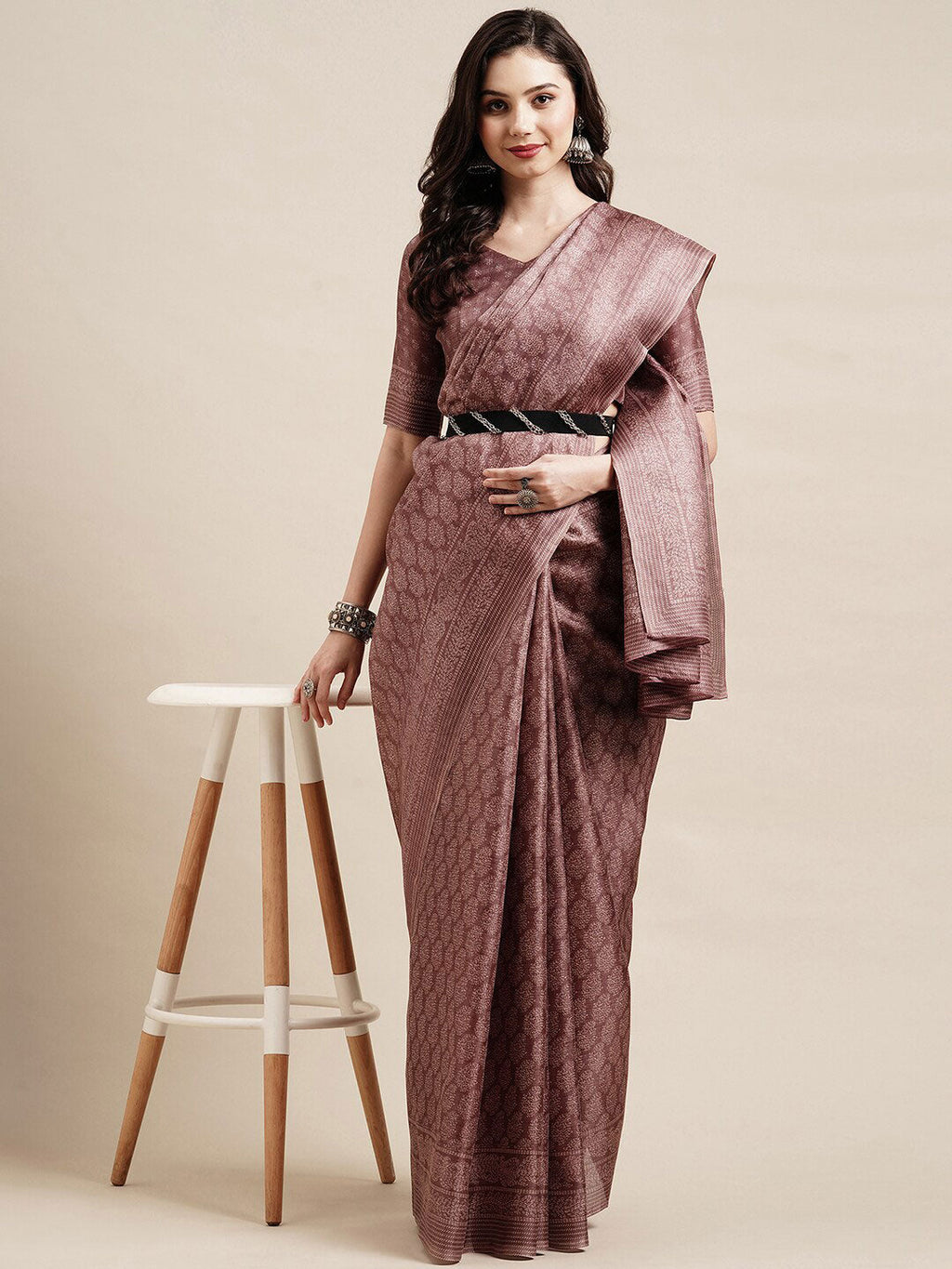 Saree Mall Mauve & White Floral Art Silk Sarees