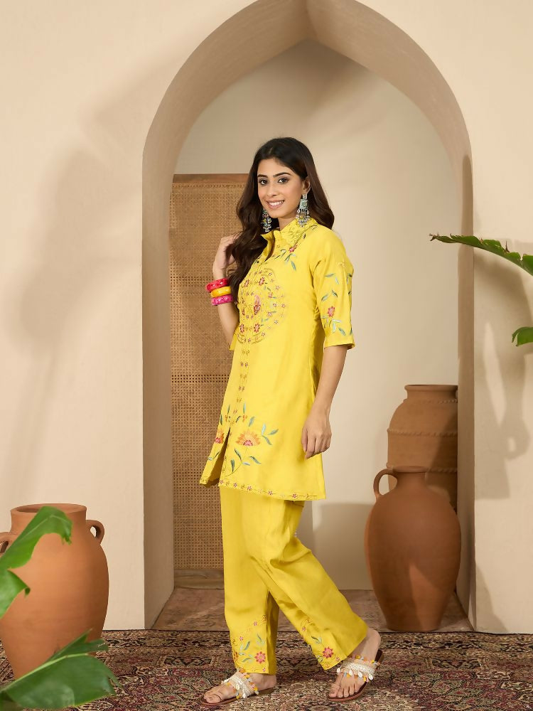 Joban Fashion Women Yellow Roman Silk Embroidered Stitched Kurta Set - Distacart