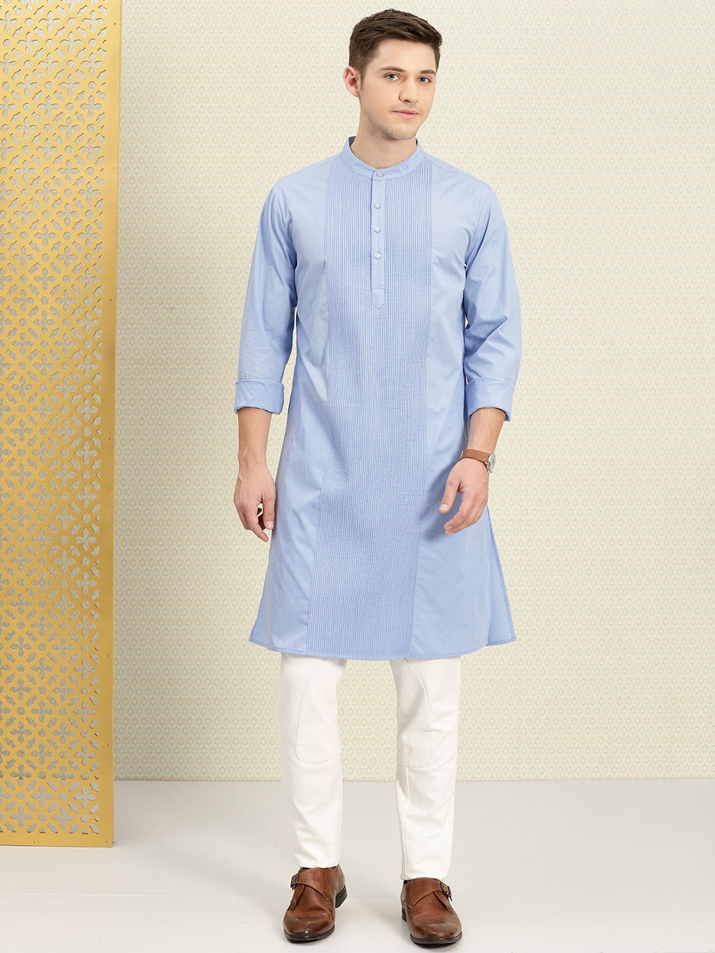 House of Pataudi Men Blue Solid Straight Kurta