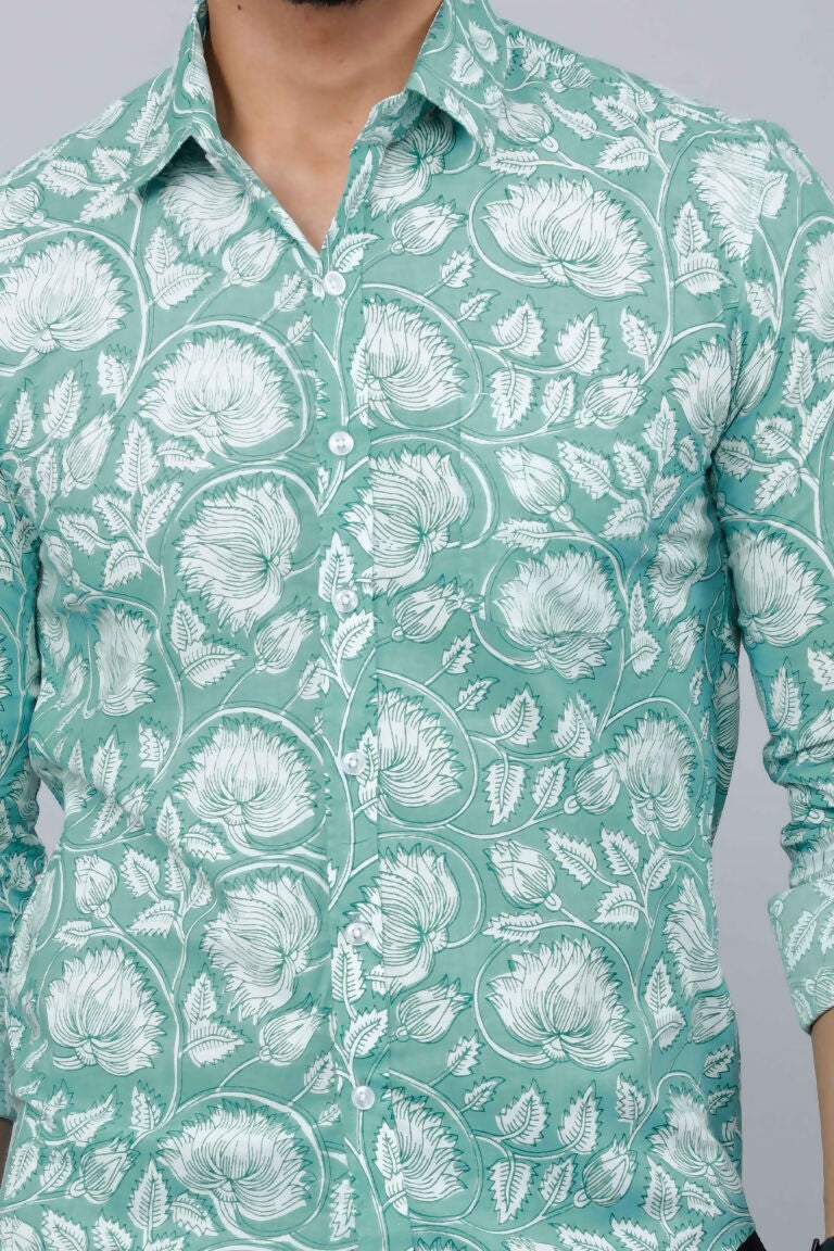 Miravan Men's Cotton Green Floral Printed Slim Fit Shirt