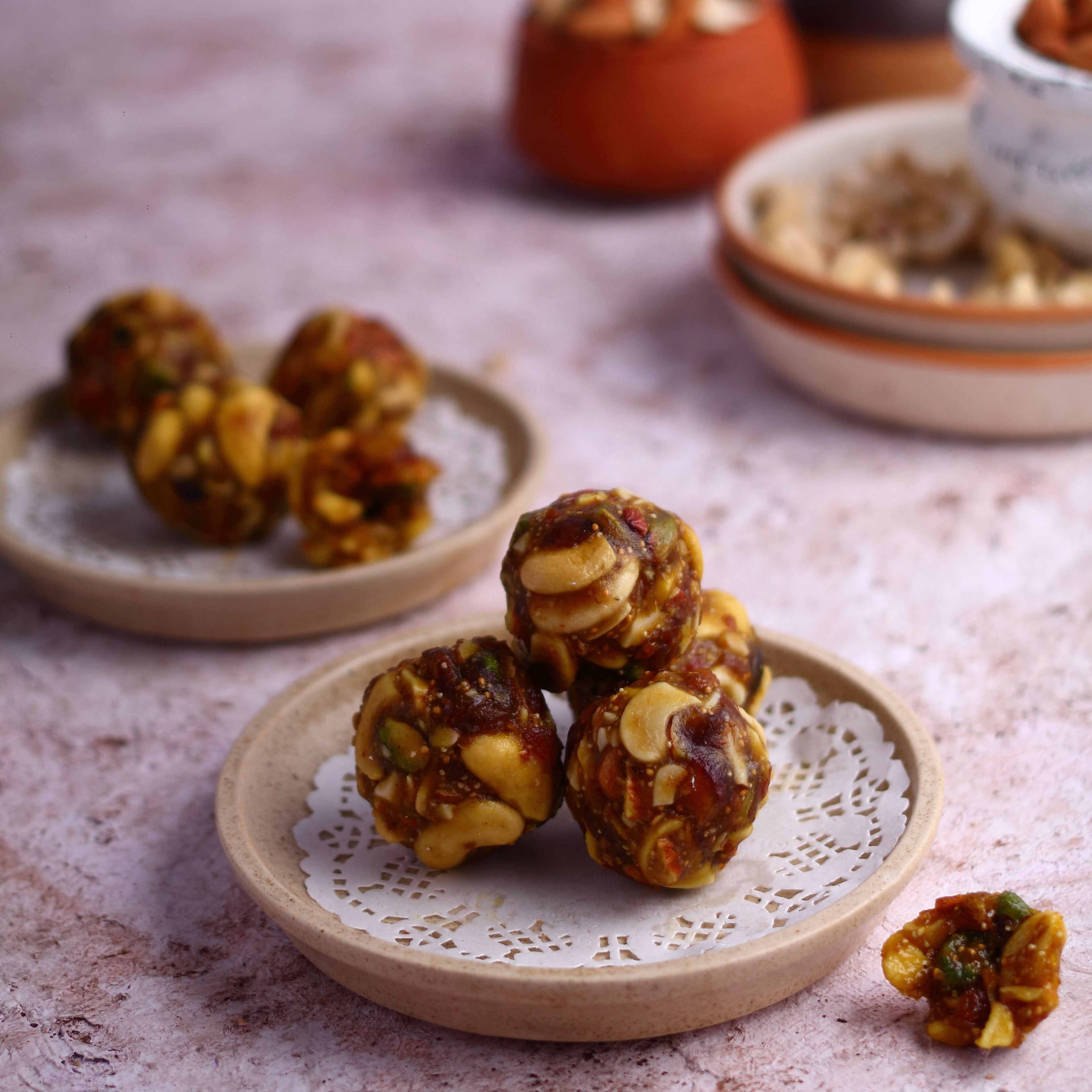 Almond House Anjeer Dryfruit Laddu - Distacart