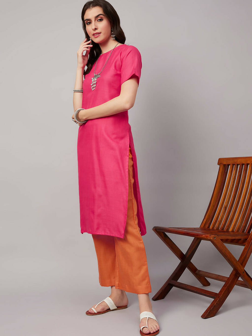 Pink Polyester solid Kurta with Palazzos - Vishwa