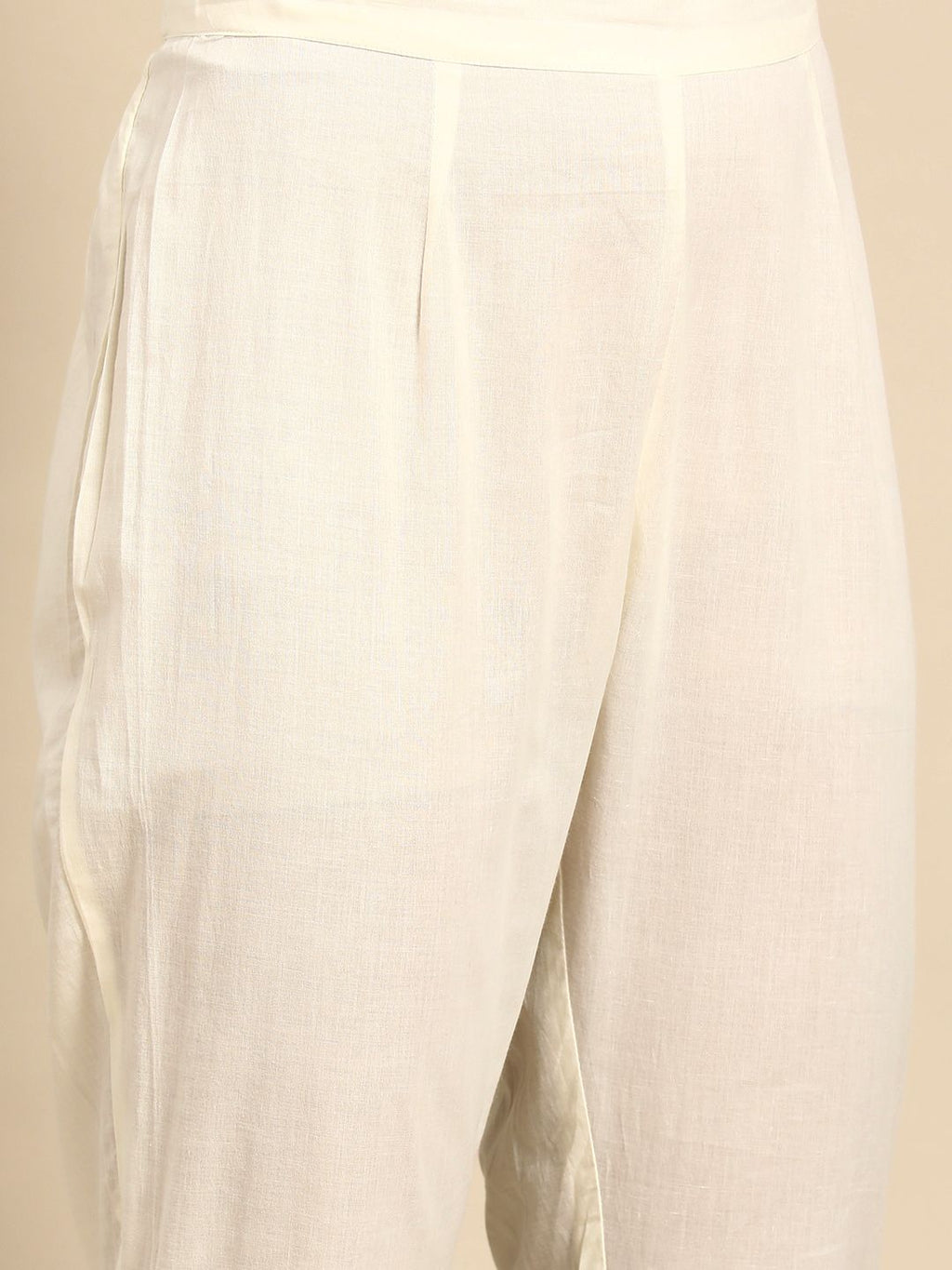 Sangria Women Embroidered Thread Work Pure Cotton Kurta with Trousers & With Dupatta