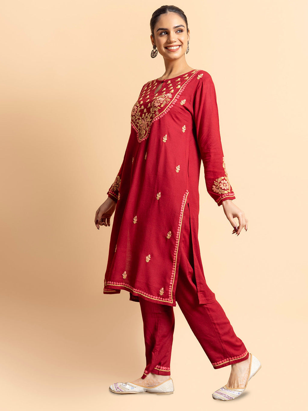 HOUSE OF KARI Floral Embroidered Chikankari Kurta With Palazzos