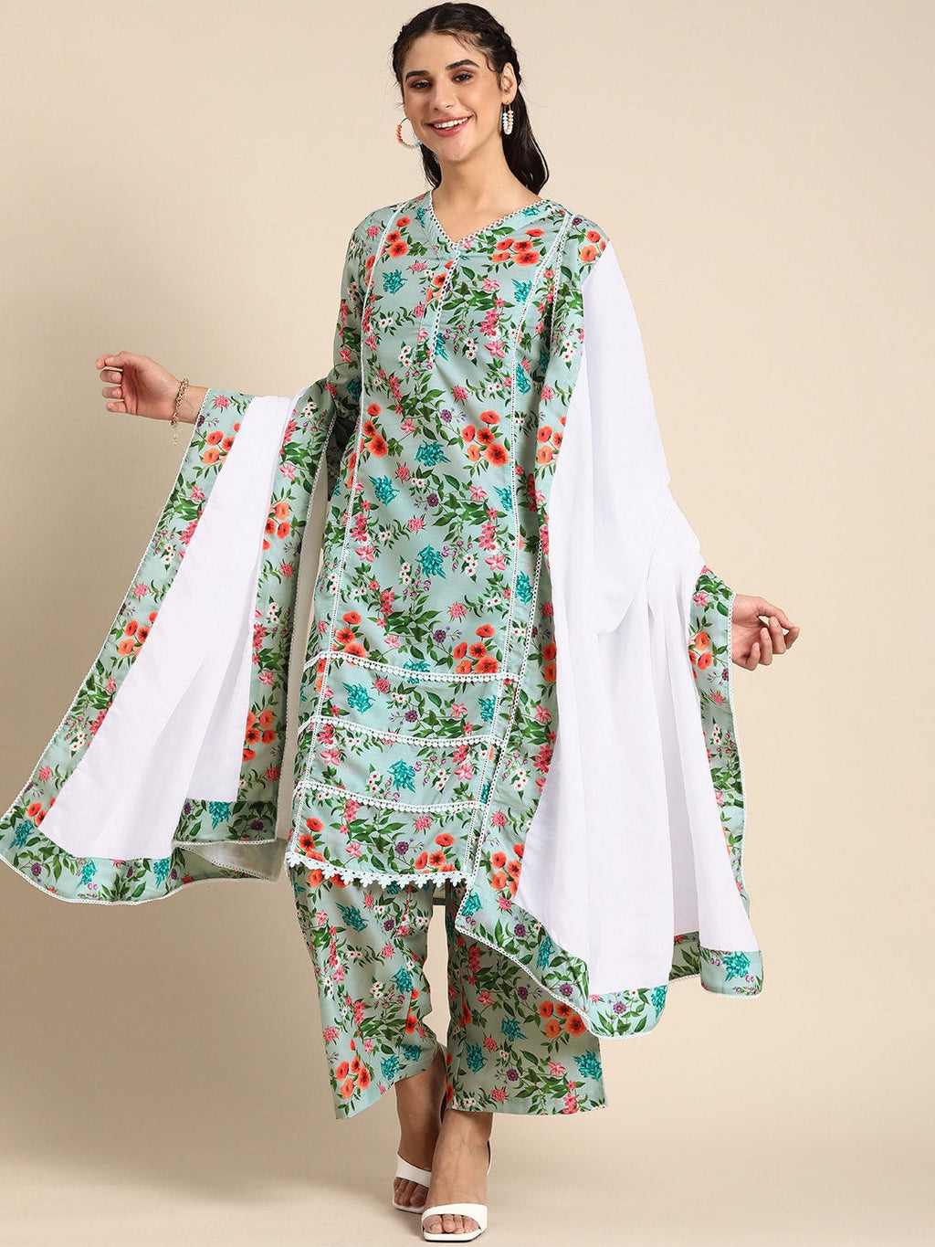 Sangria Women V-Neck Floral Printed Regular Kurta with Palazzos & With Dupatta