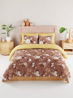 BIANCA Brown & White Floral 186 TC King Bedsheet with 2 Pillow Covers