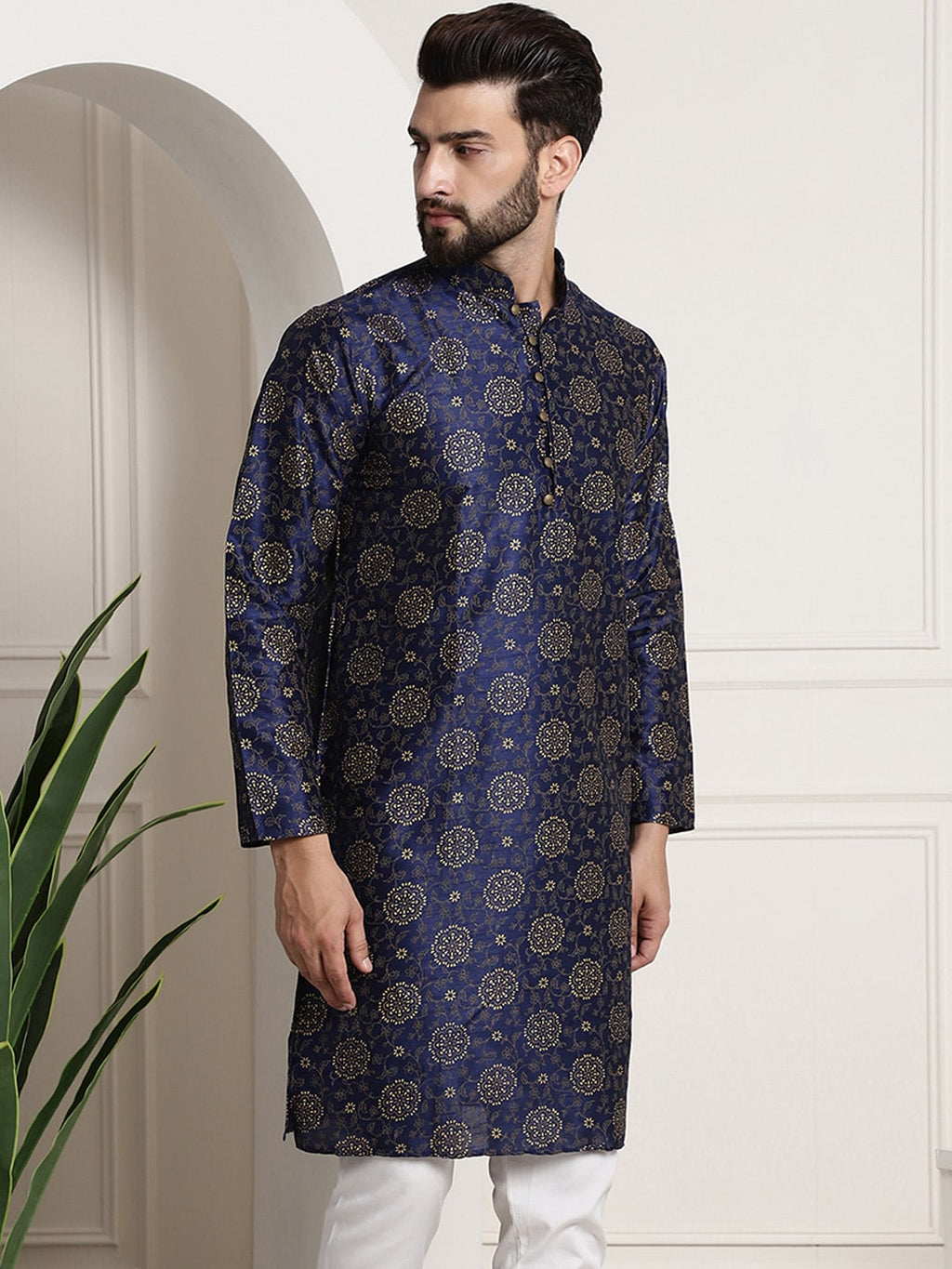 Sojanya Men Navy Blue & Golden Ethnic Motifs Printed Indigo Kurta