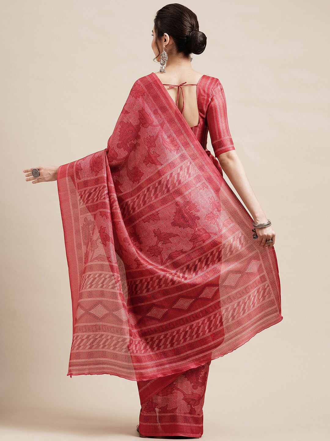 Saree Mall Red & White Ethnic Motifs Art Silk Saree - Distacart