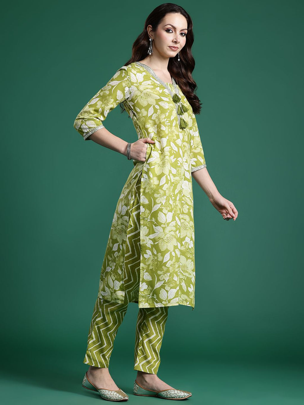 Indo Era Women Floral Printed Regular Beads and Stones Kurta with Trousers & With Dupatta - Distacart