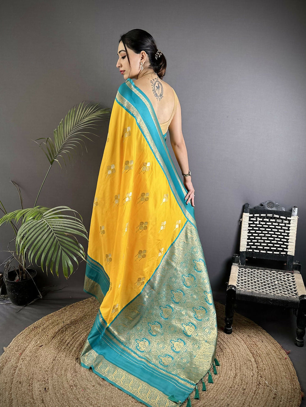 Joban Fashion Yellow Banarasi Soft Silk Woven Saree - Distacart