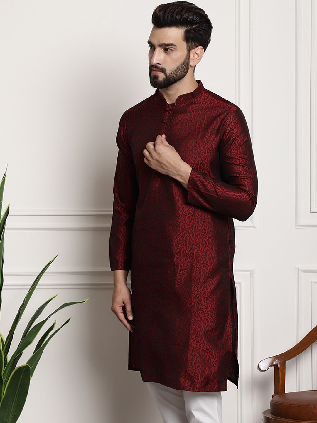 Sojanya Men Maroon Printed Straight Kurta