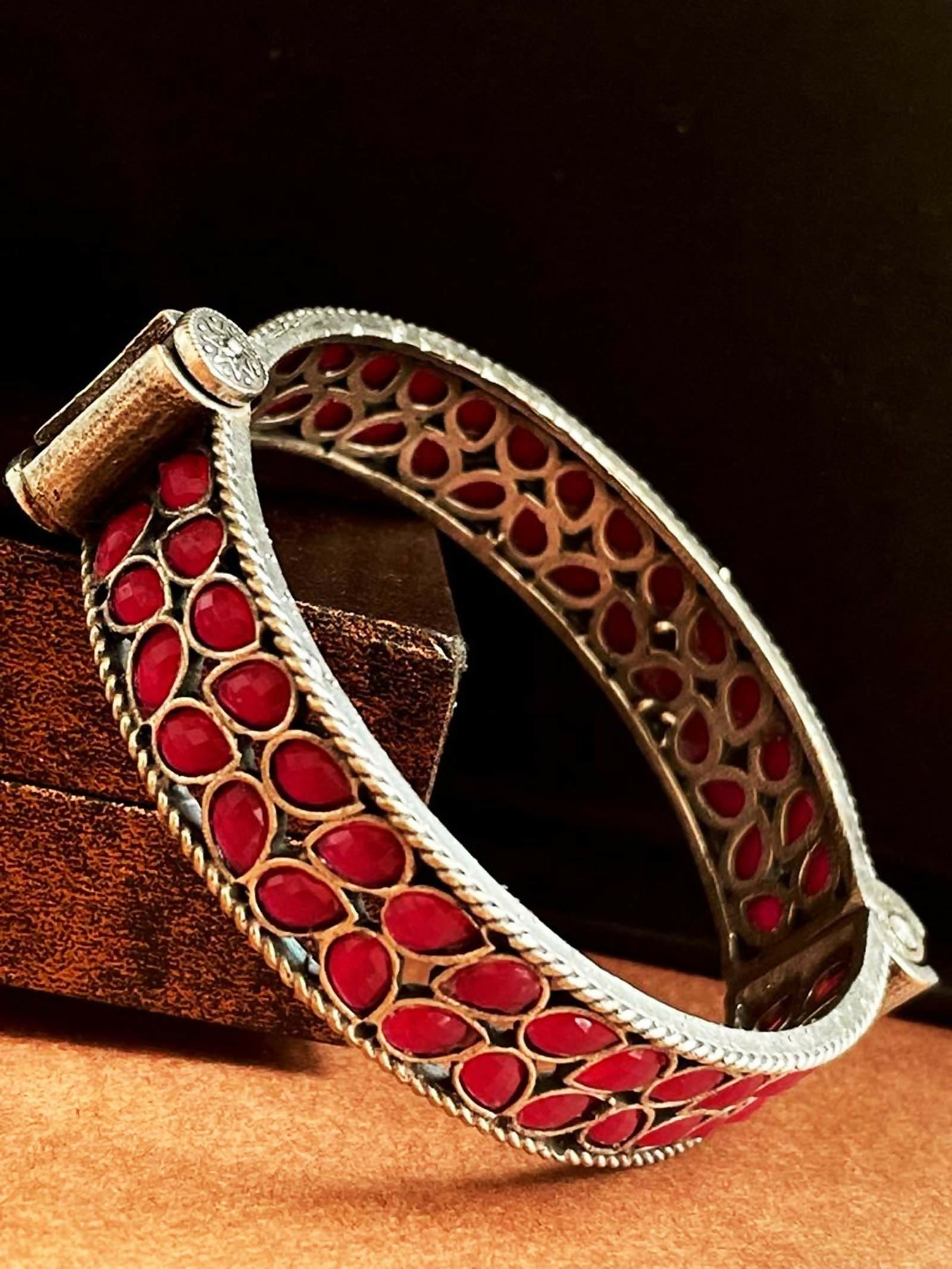 Joban Fashion Red Brass Oxidized Ethnic Openable Kada - Distacart