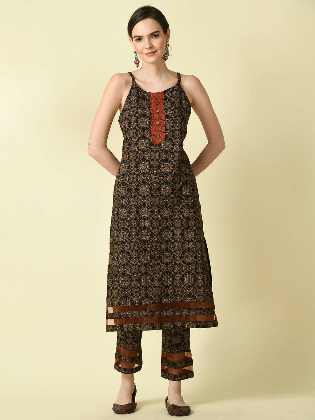Myshka Women's Multi Straight Kurta & Trousers