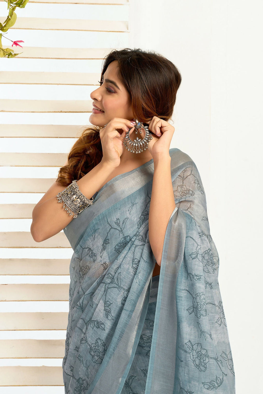 Vastranavya Sea Blue Digital Printed Linen Ready To Wear Designer Saree with Unstitched Blouse - Distacart