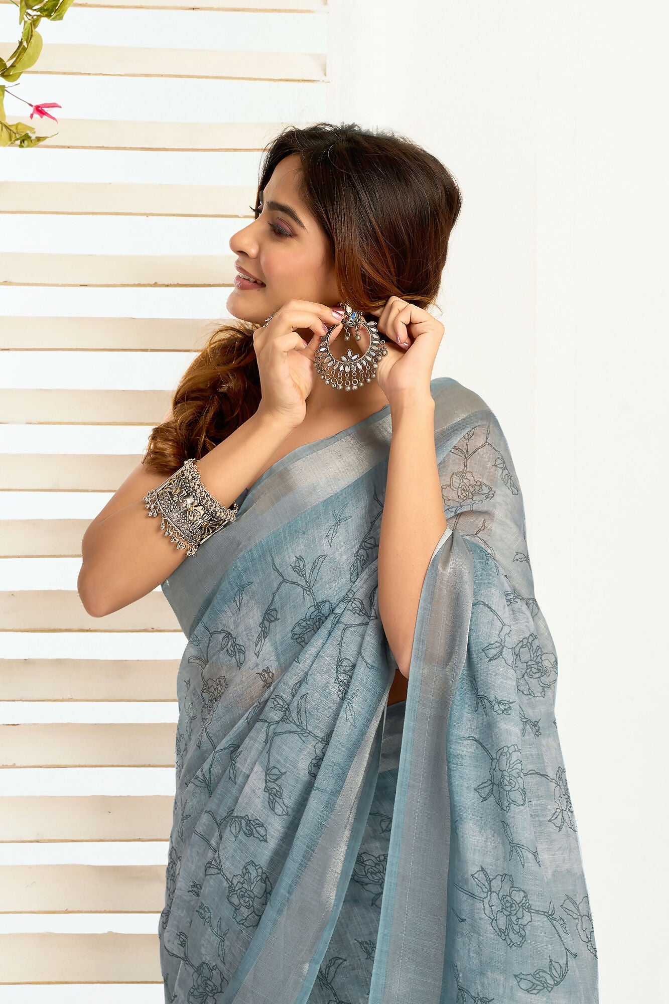 Vastranavya Sea Blue Digital Printed Linen Ready To Wear Designer Saree with Unstitched Blouse - Distacart