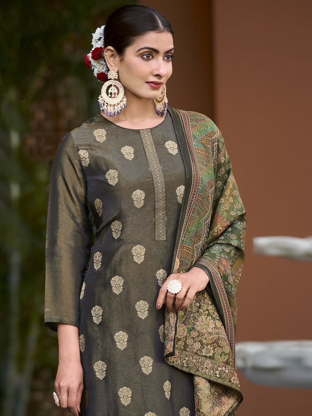 Jyoti Fashion Women's Green Pure Silk Elegant Jacquard Woven Kurta with Trouser & Dupatta