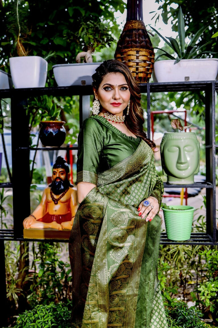Partywear Designer Mendi Banarasi Silk Fancy Saree - Starwalk