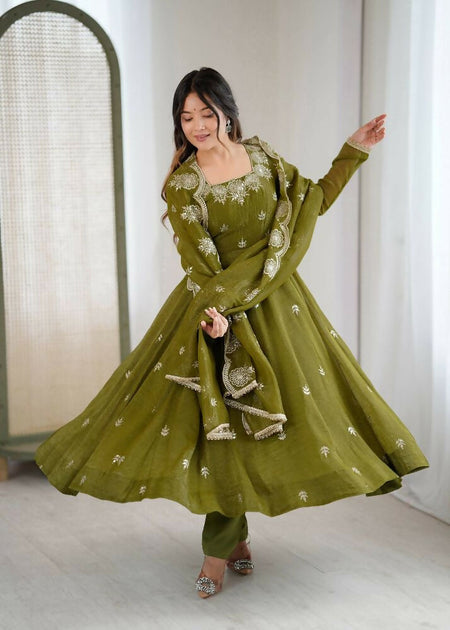 Teeya Creation Mehendi Color Crunchy Silk Embroidery Work Wedding Wear Gown