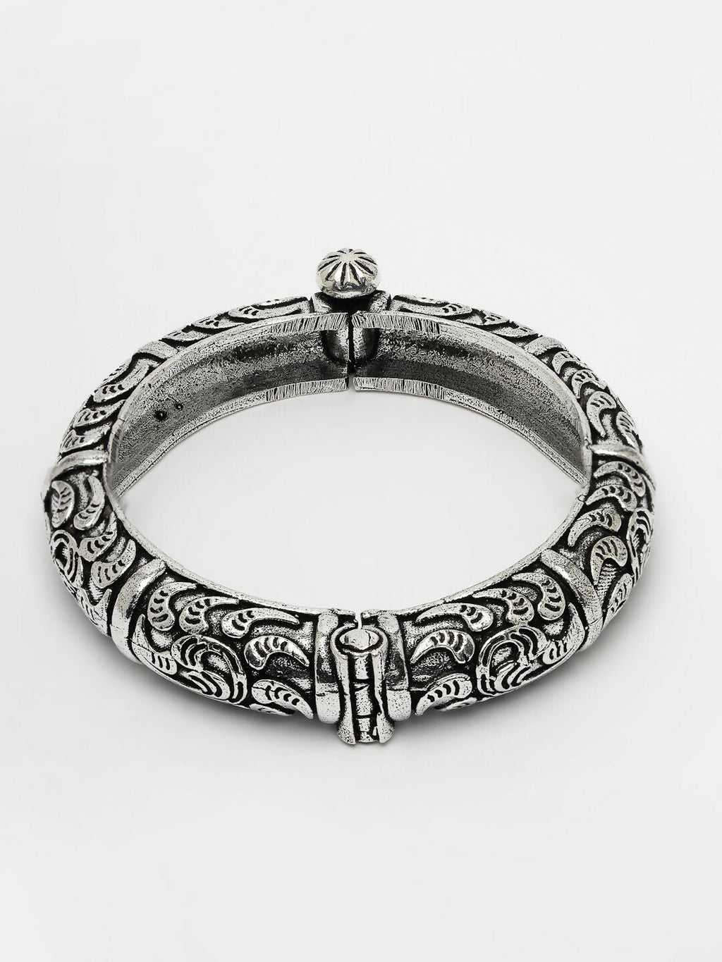 NVR Women's Silver-Toned German Silver Oxidised Kada Bangle - Distacart