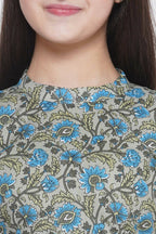 Little Bansi Floral Print Ready To Wear Saree And Floral Blouse - Blue