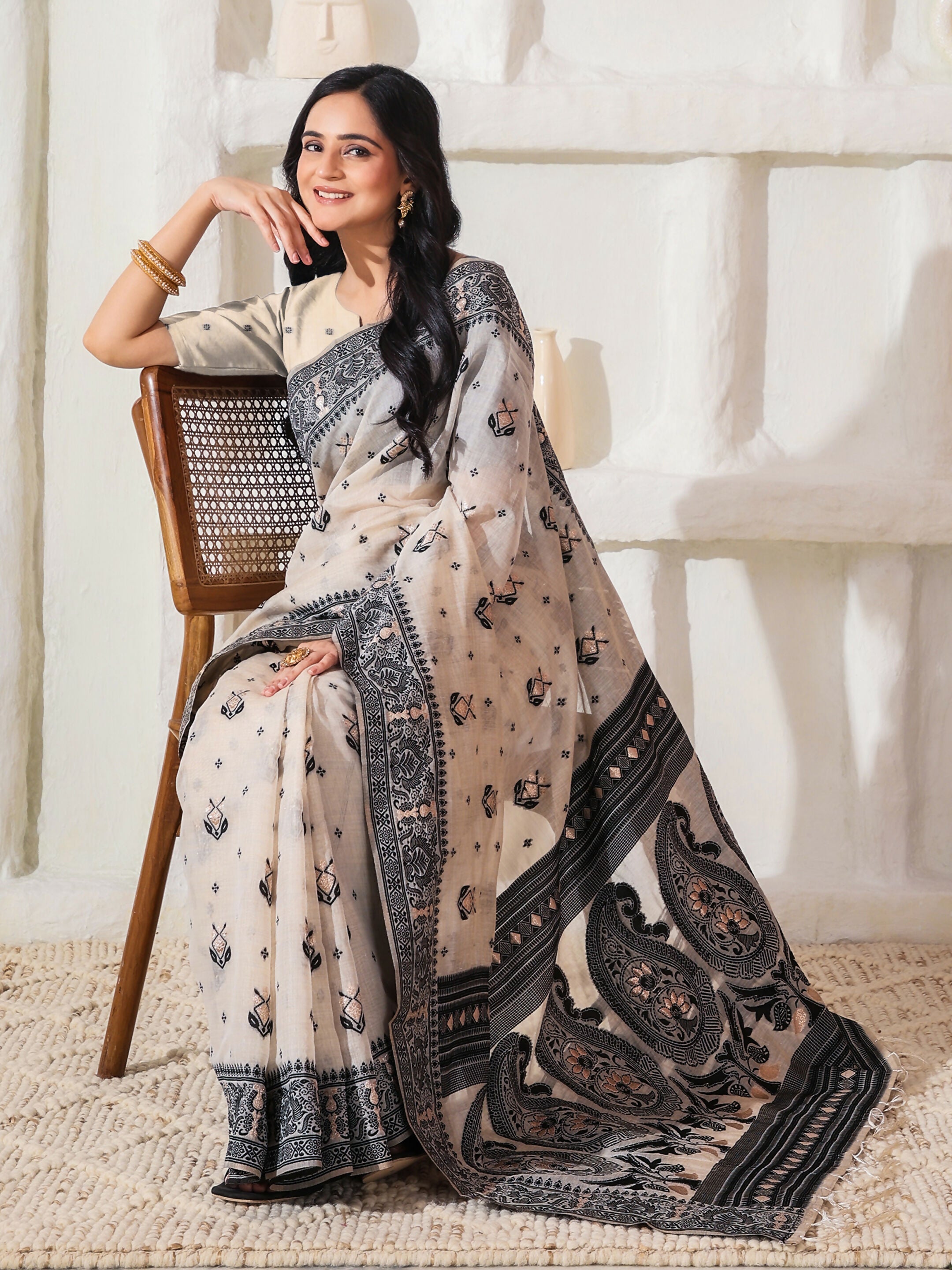 Shree Shyam Fashion Linen Cotton Black & Cream Saree - Distacart