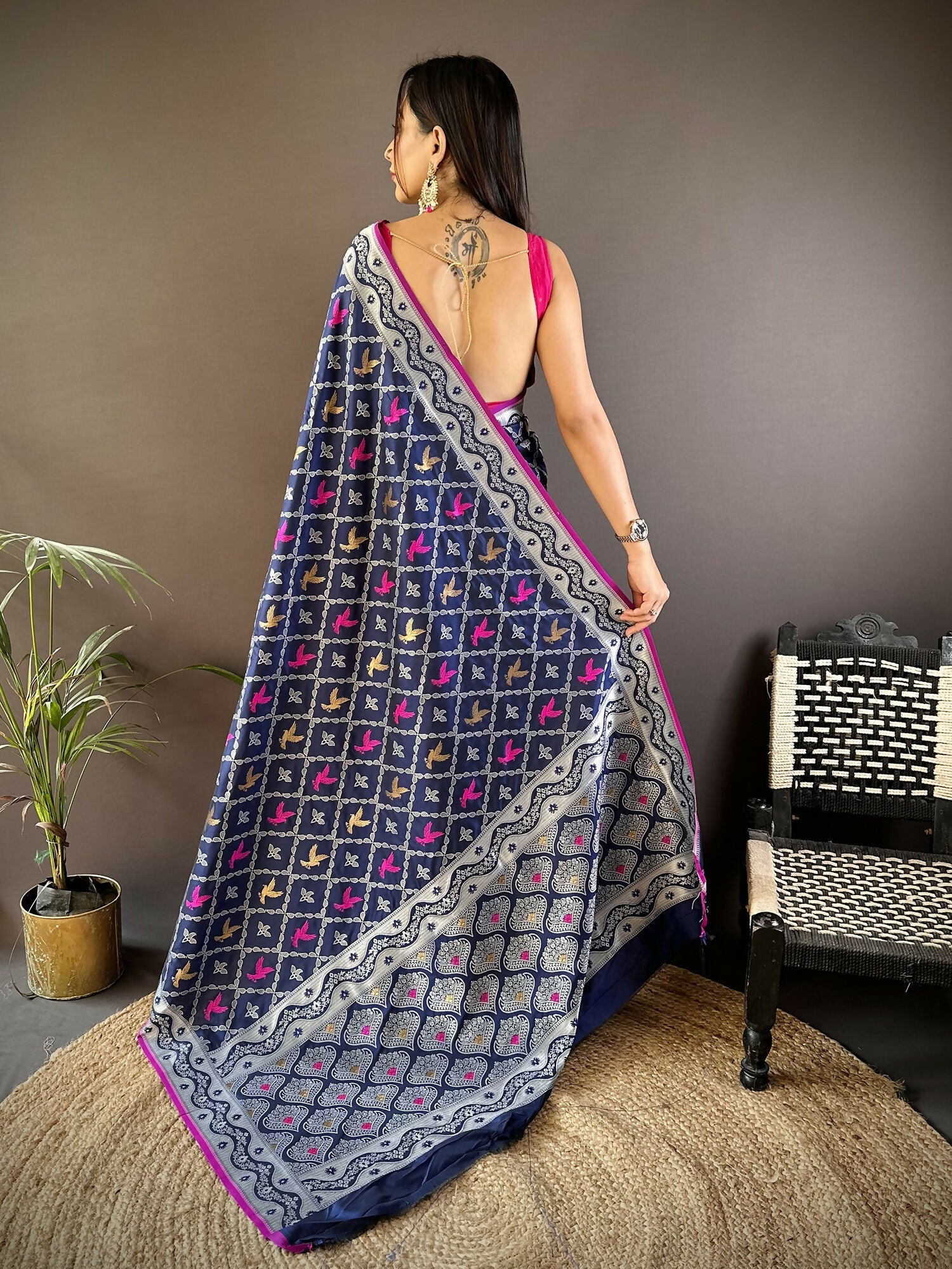 Joban Fashion Royal Blue Jacquard Woven Pattern Lichi Soft Silk Banarasi Saree
