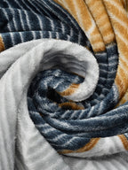 Stylespace by Isha Grey & Blue Geometric Velvet 330 TC King Bedsheet with 2 Pillow Covers