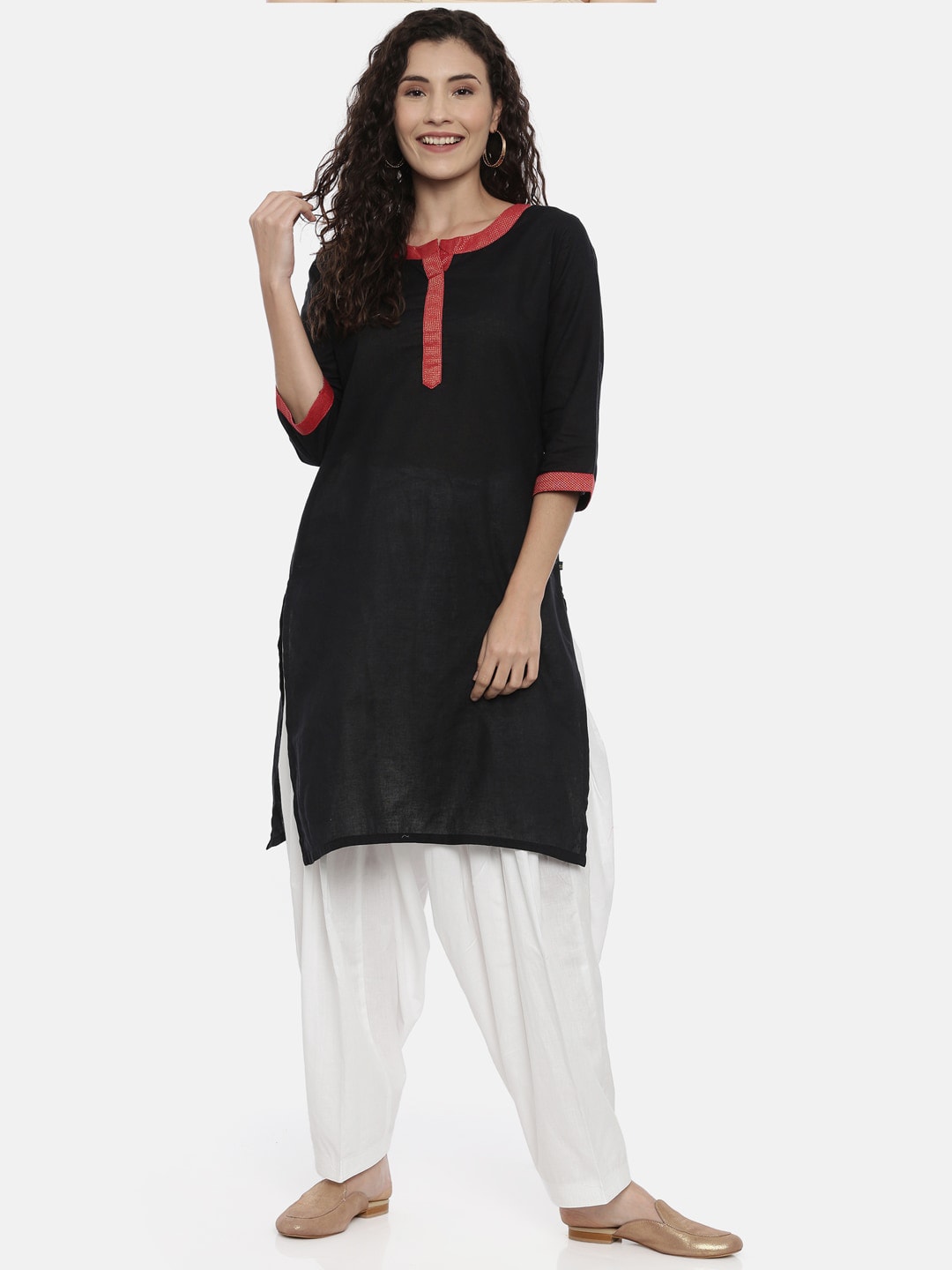 Souchii White Solid Loose-Fit Patiala - Distacart