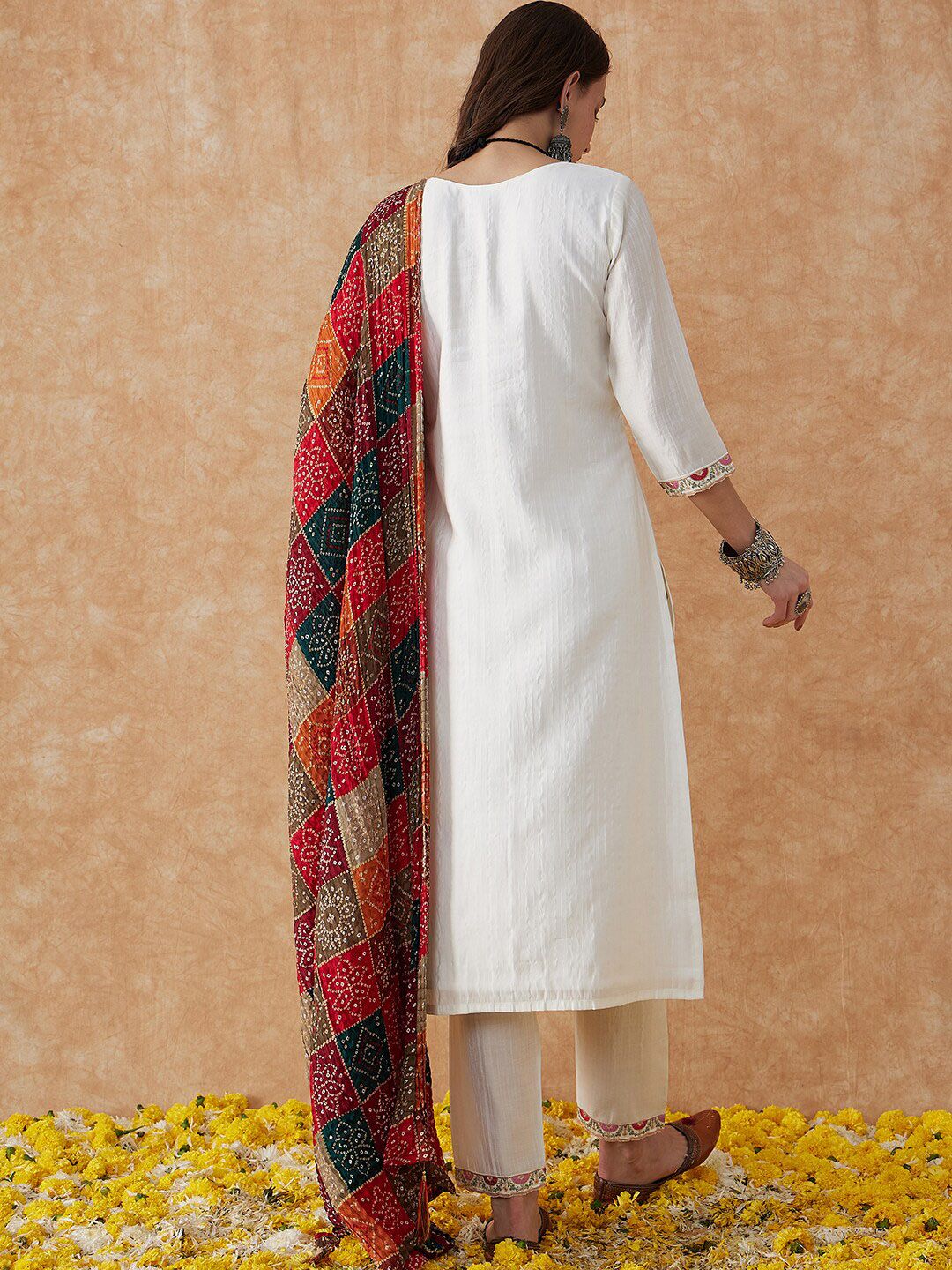 Sangria White Ethnic Motifs Embroidered Thread Work Straight Kurta & Trouser With Dupatta