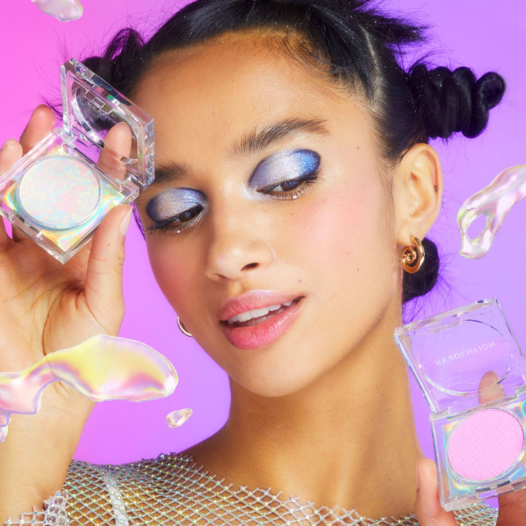Makeup Revolution Mood Switch Aura Powder - Universal Prism - Distacart