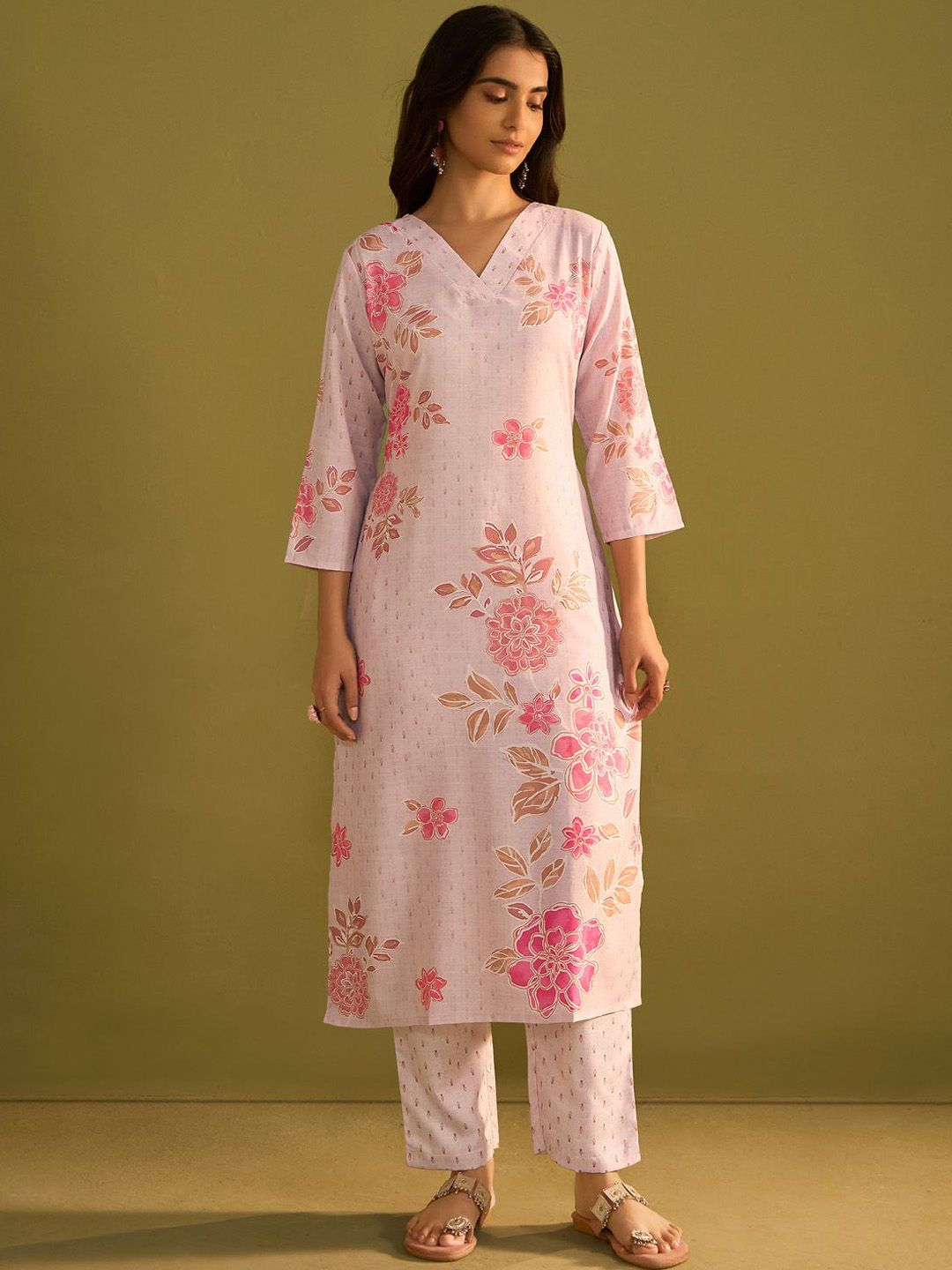 Indo Era Women Floral Printed Regular Kurta with Trousers - Distacart