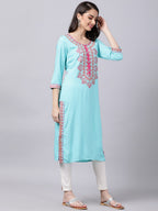 Souchii Women Blue & Pink Embroidered Round Neck Straight Kurta - Distacart