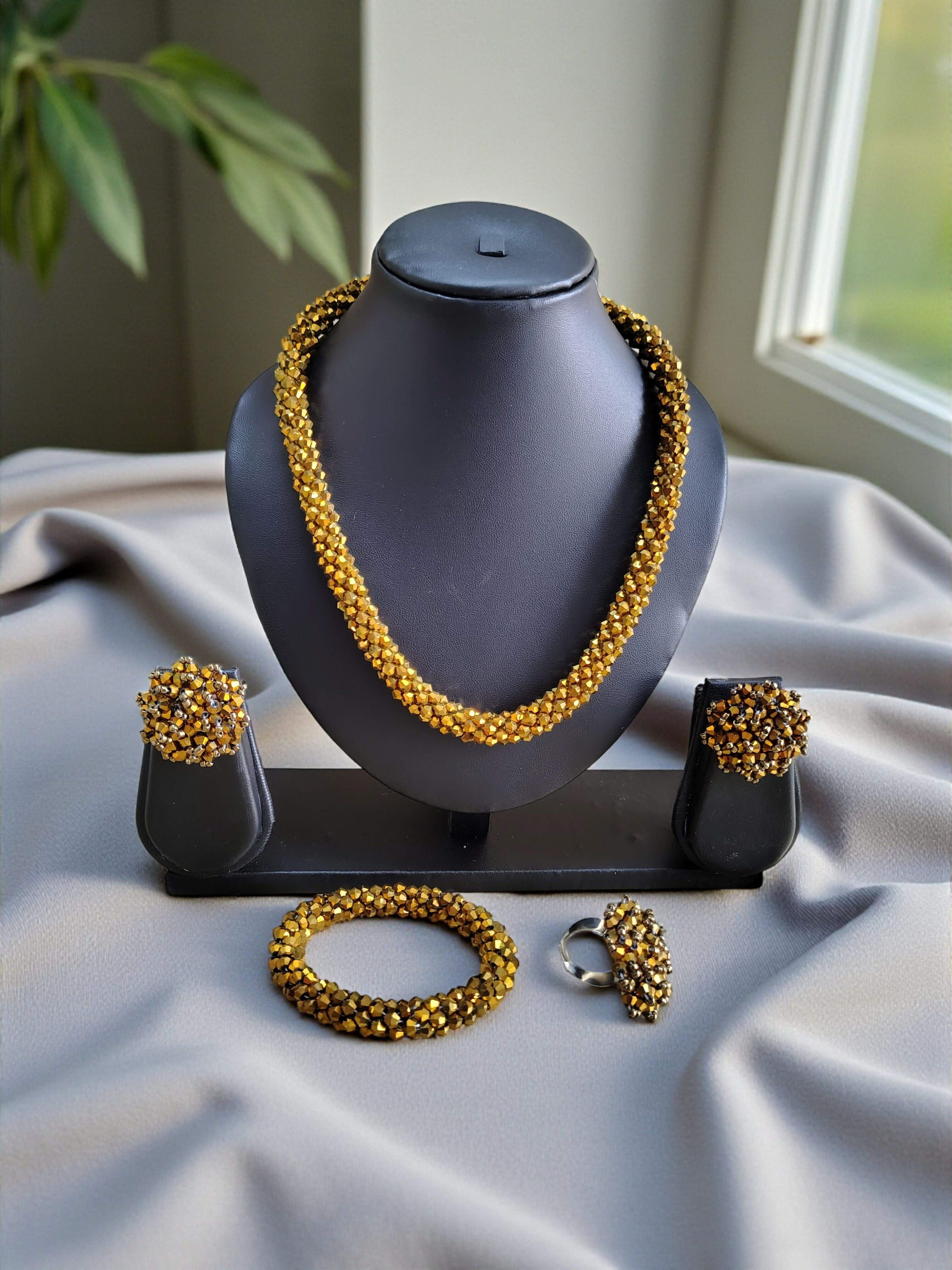 Inhanns Rangshine 4-In-1 Crystal Glam Set - Handmade - Golden
