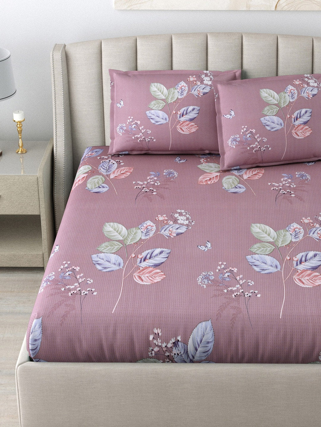 DREAM WEAVERZ 220 TC Pink & Blue Floral Glazed Cotton King Bedsheet with 2 Pillow Covers