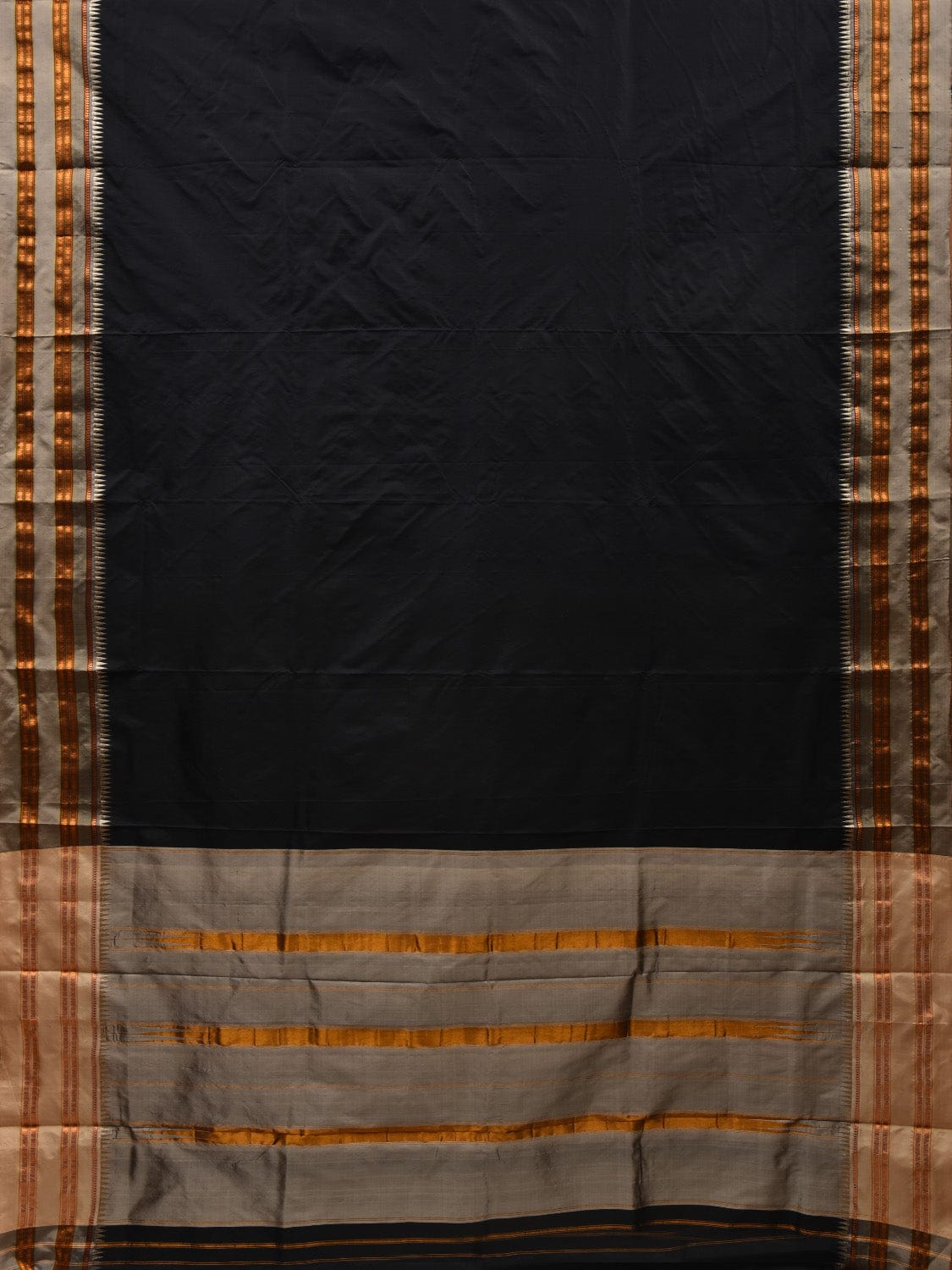 Black and Cream Narayanpet Silk Handloom Plain Saree with Traditional Border Design No Blouse - Global Threads