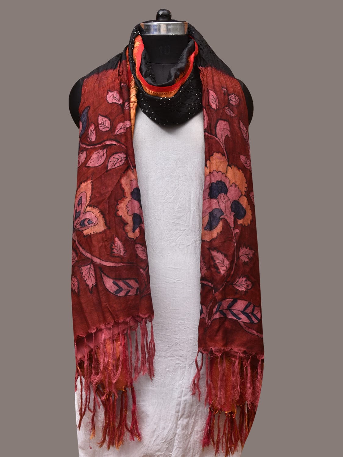 Black and Red Bandhani Kanchipuram Silk Handloom Dupatta with Kalamkari Design - Global Threads
