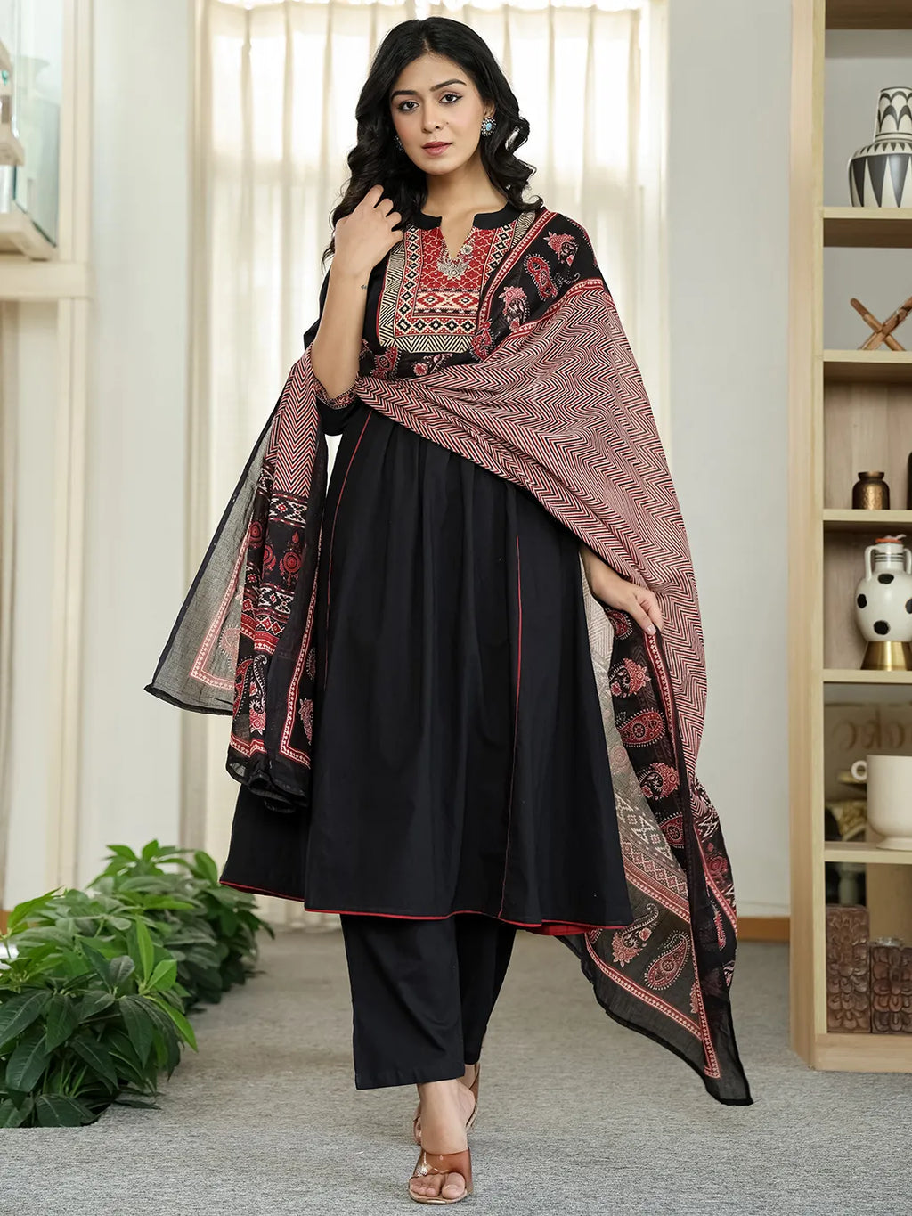 Yufta Black Cotton A Line Mandarin Collar Gathered Kurta Dupatta Set - Distacart