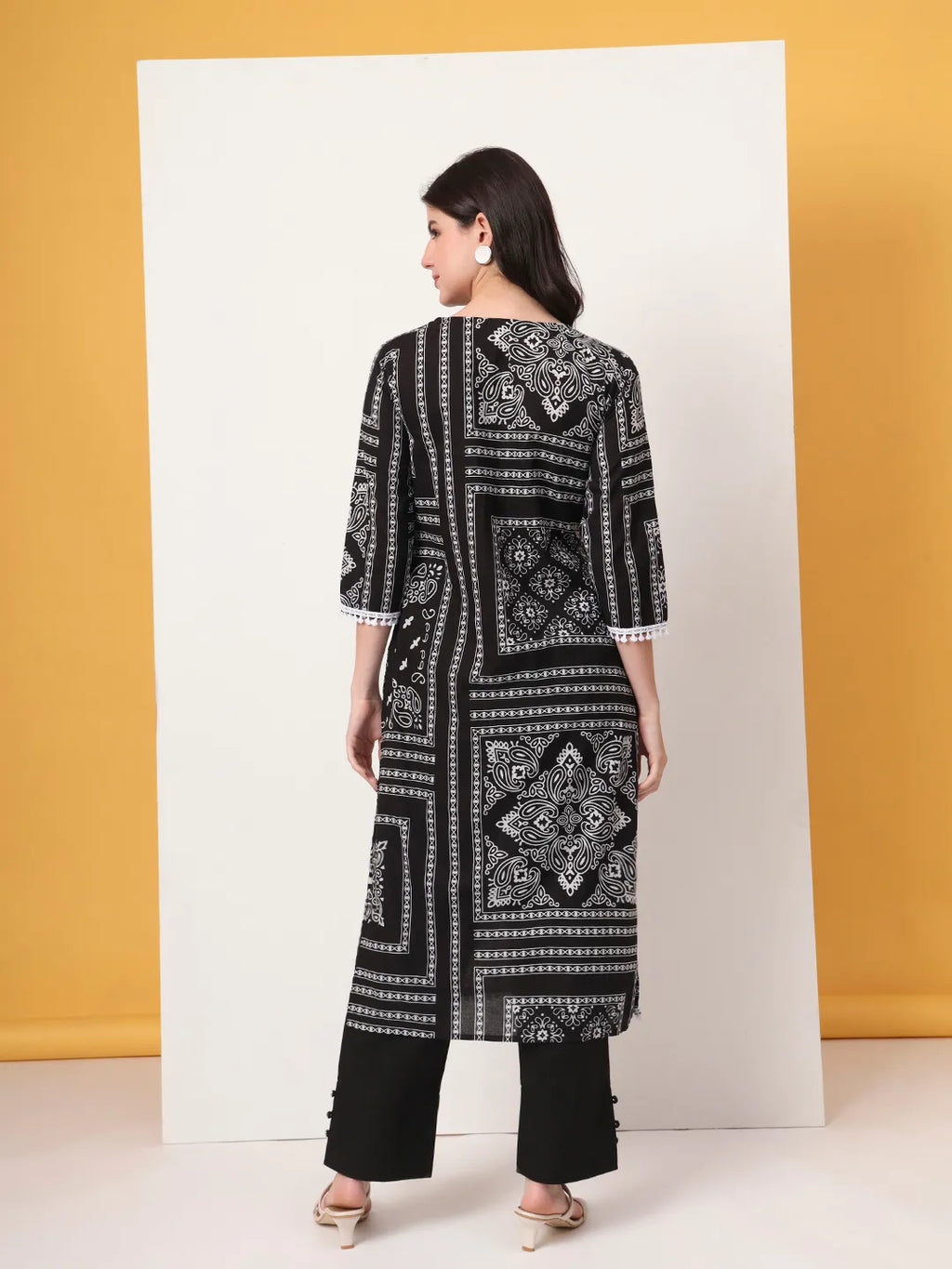 Yufta Black Cotton Straight Kurta Set - Distacart