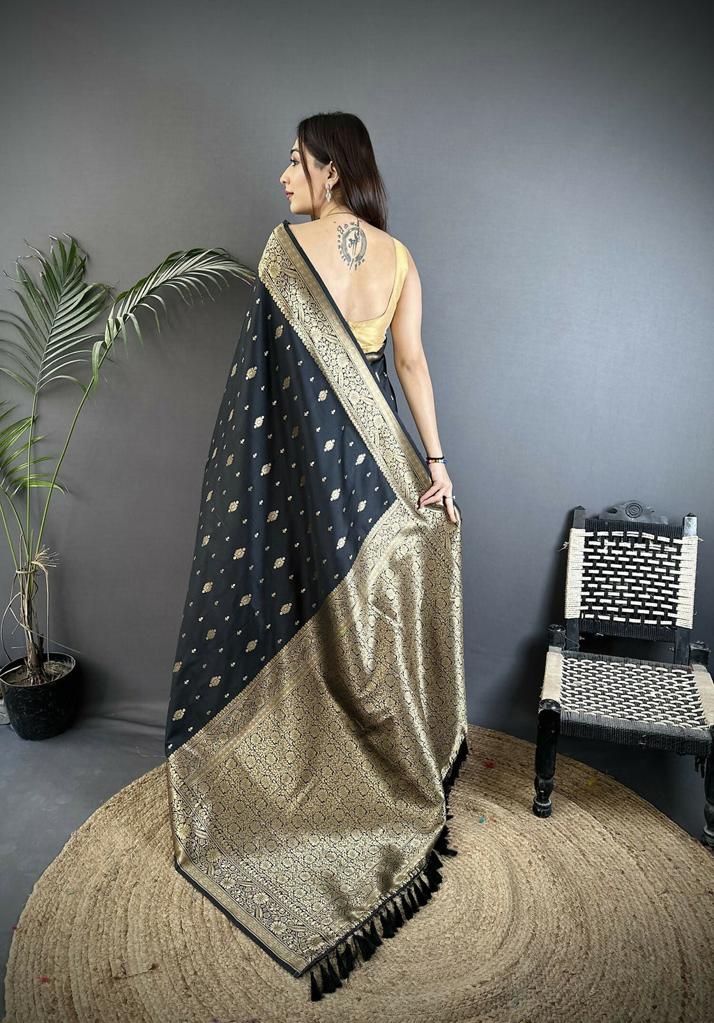 Joban Fashion Black Zari Weaving Motif Lichi Silk Banarasi Silk Saree - Distacart