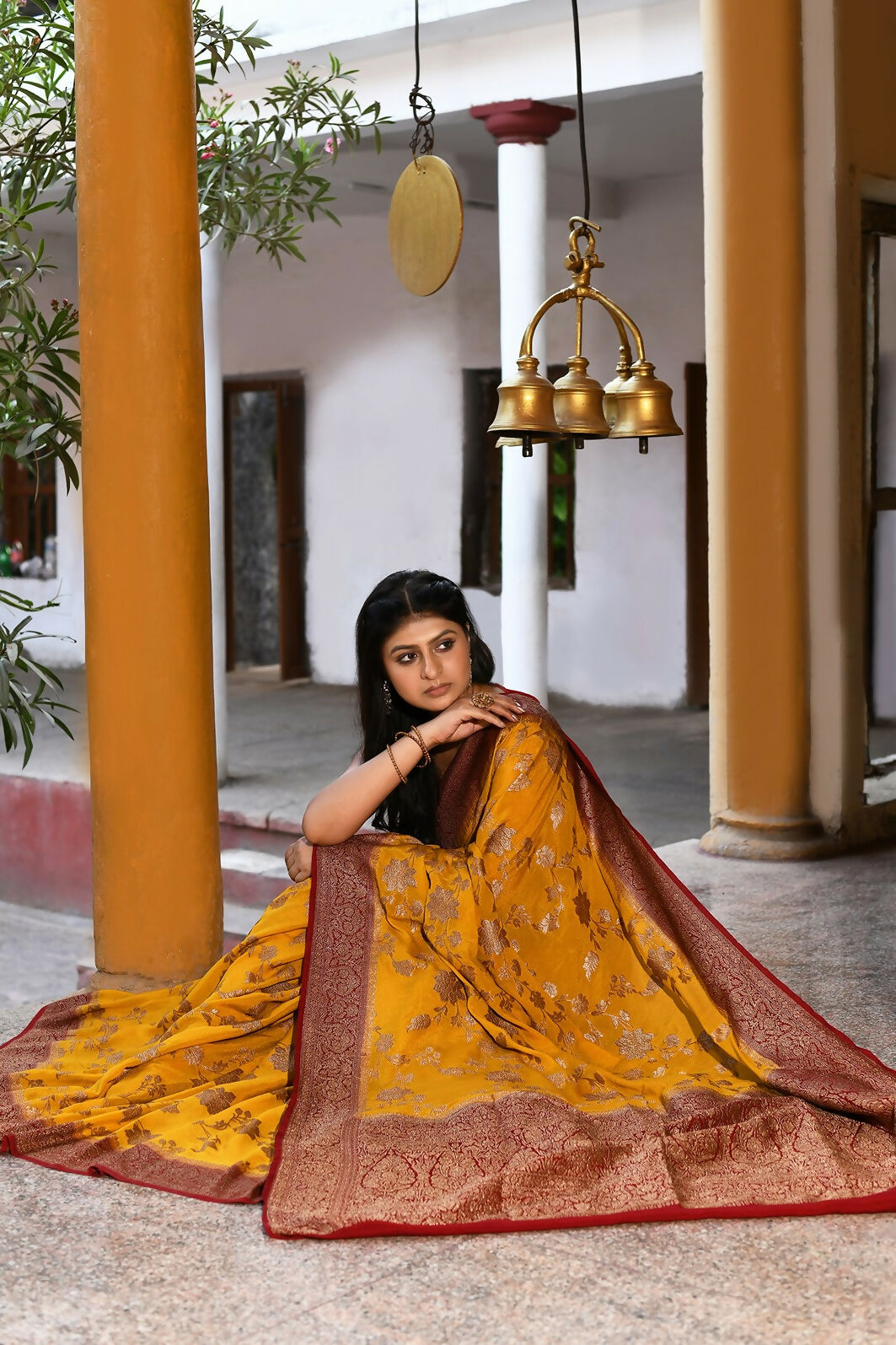 Joban Fashion Yellow Crepe Chiffon Pure Handloom Banarasi Silk Saree
