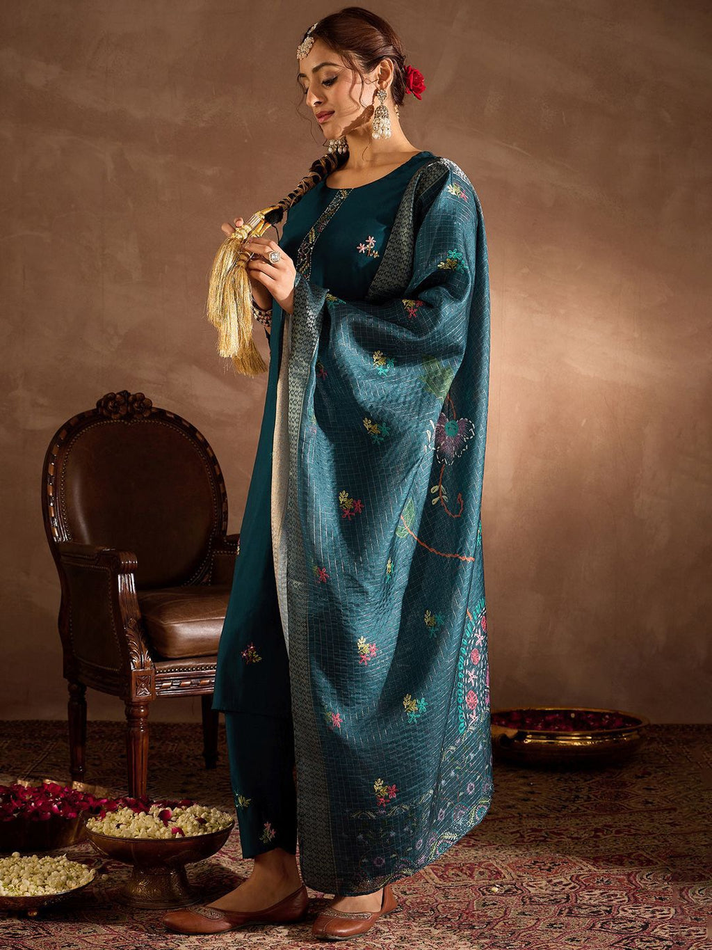 Indo Era Floral Embroidered Thread Work Straight Kurta With Trousers & Dupatta - Distacart