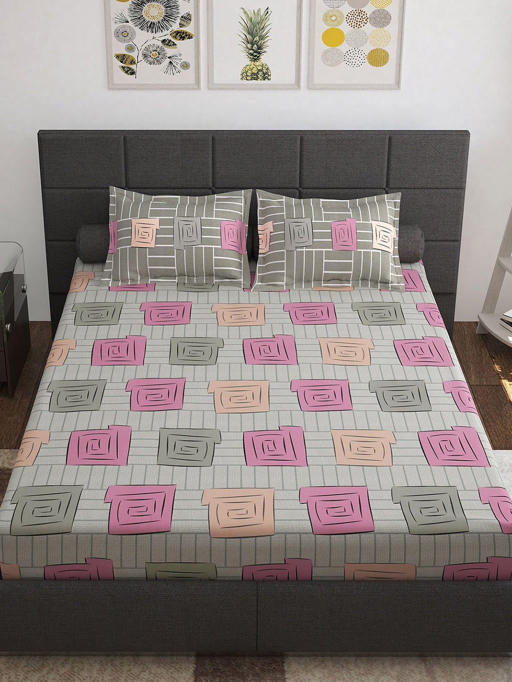 Story@home Beige & White Geometric Cotton 152 TC Queen Bedsheet With 2 Pillow Covers