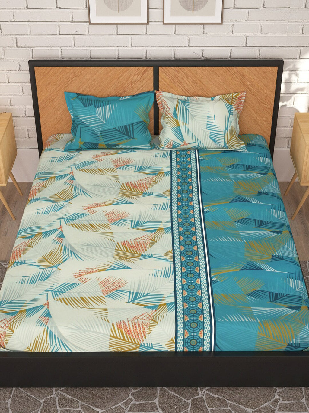 Story@home Blue & White Floral Microfiber 180 TC Queen Bedsheet With 2 Pillow Covers