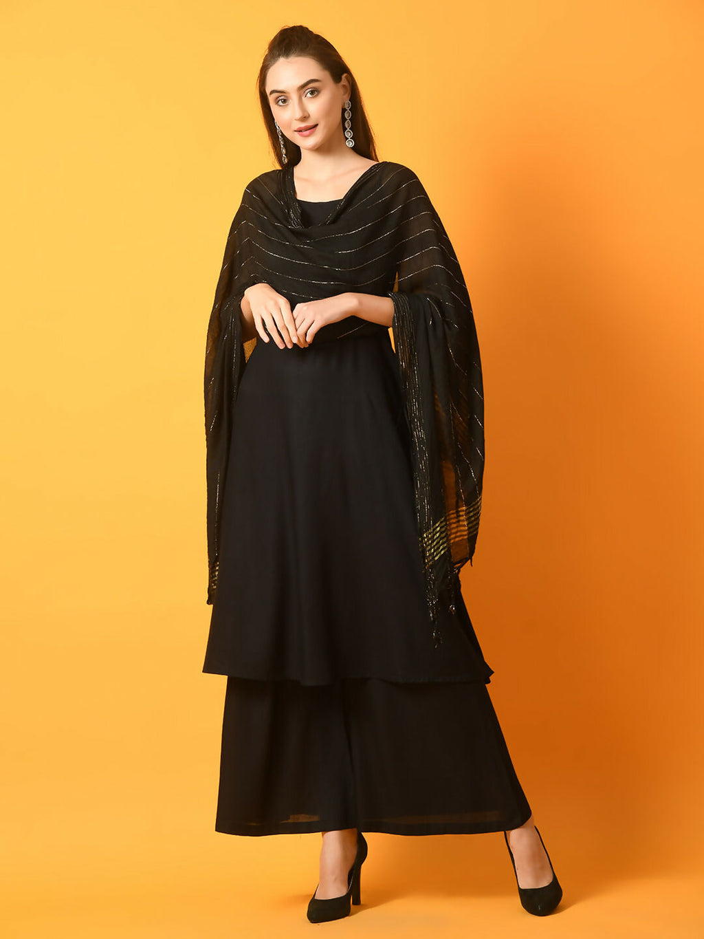 Myshka Women's Black Solid Anarkali Party Kurta Set With Dupatta