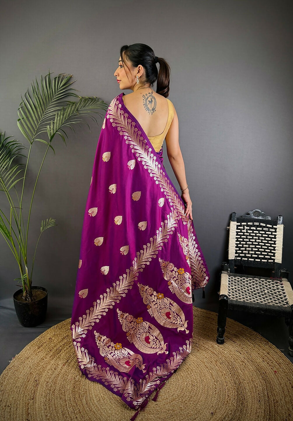Joban Fashion Banarasi Purple Woven Soft Silk Saree - Distacart