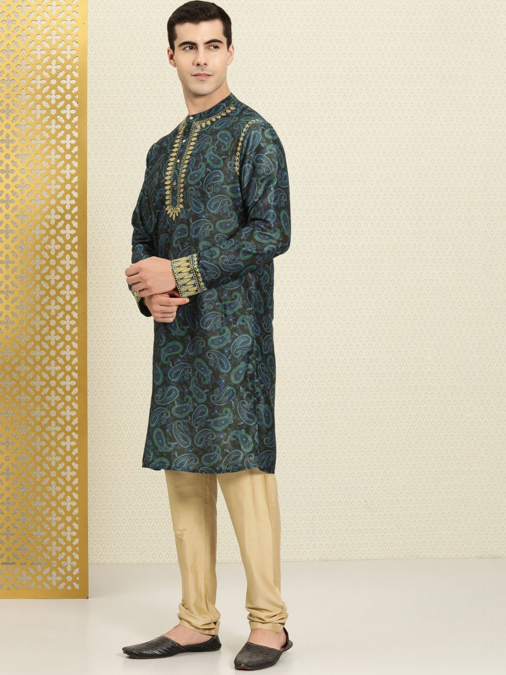 House of Pataudi Paisley Printed Rozana Kurta With Zari Detail