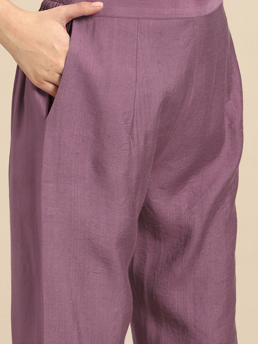 Sangria Ethnic Motifs Embroidered Thread Work Kurta With Trousers