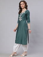 Aks Floral Yoke Design Thread Work Silk Kurta
