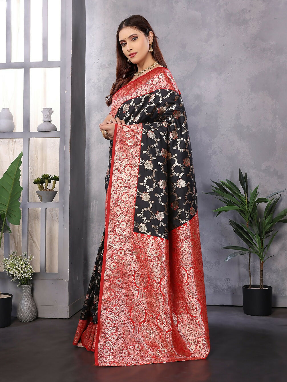 Joban Fashion Banarasi Black Woven Soft Silk Saree - Distacart