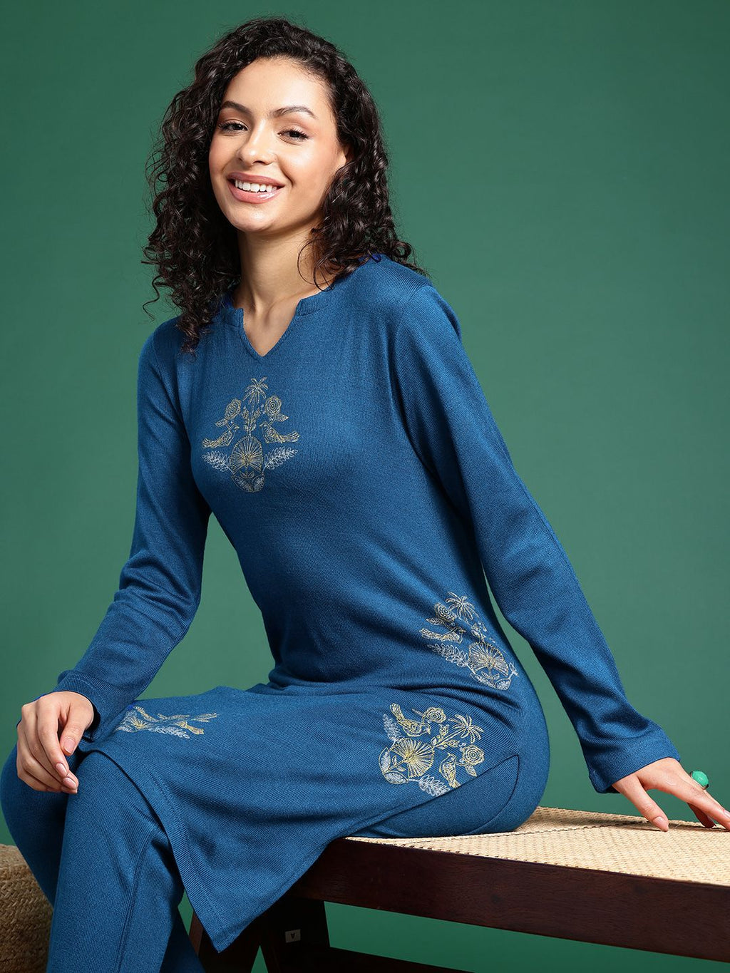 Sangria Ethnic Motifs Printed Regular Kurta With Trousers
